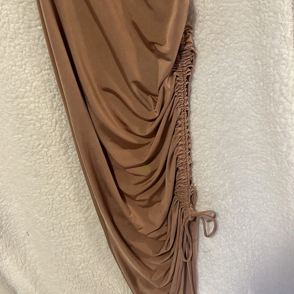 Dress - Picture 5 of 5